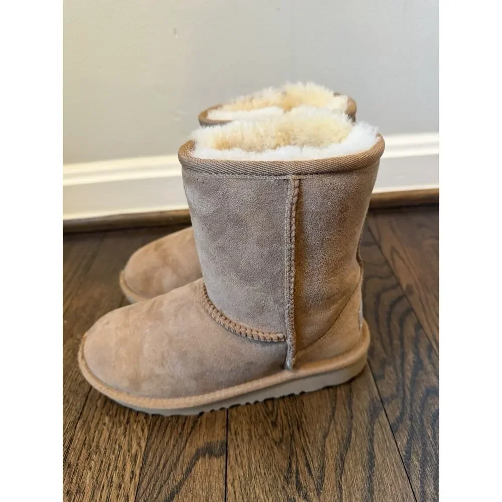 Ugg Classic Short Kids Boots Sz 1 Chestnut Brown Fur Lined